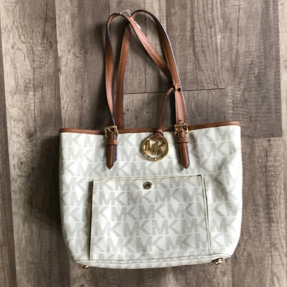 Michael Michael Kors Logo Print Shoulder Bag Creme and Brown - Picture 2 of 13